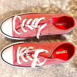 Converse all star low tops